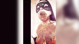 Secretary pooping in her pantyhose