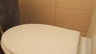 Splashing Bombs In Toilet