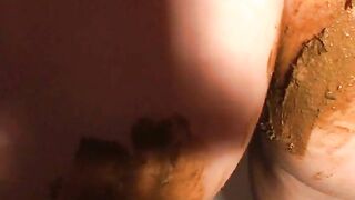 Woman smears shit all over her body