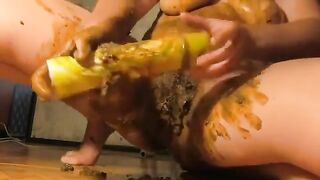 Slut covers herself in shit and eats it with her hands