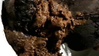 Beautiful blonde chick shitting out