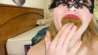 Drilling holes in her dirty ass while eating shit