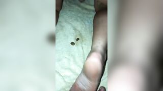 Sweet ass girl dropping shit