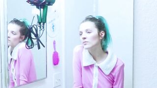 Teen Brushes Her Teeth With Poop