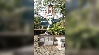 Stunning babe playing and shitting in the park