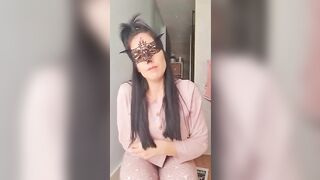 Milf with bulky big ass teasing and pooping