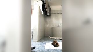 Beautiful chubby ass lady shitting in the building