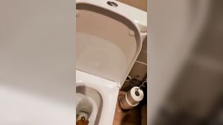 Amateur wife gets naked for pooping at home