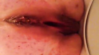 Nice looking bbw mature lady shitting at work