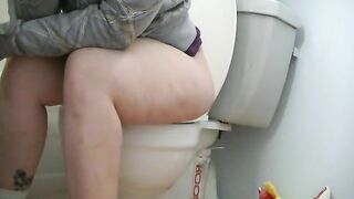 BBW girl poop teasing solo
