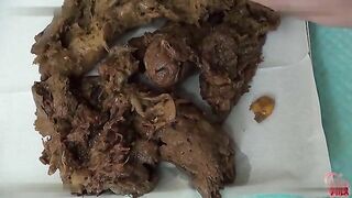 Beautiful curvy Asian release huge amount of filthy poop