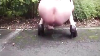 Blonde mature shitting an hard turd