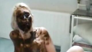 Cathy Loves Her Husband's Brown Shit Breakfast