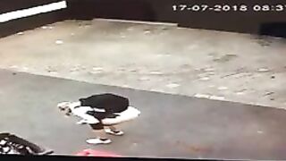 Desperate diarrhea caught on the CCTV