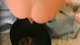 Do you like my ass while shitting