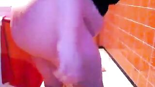 Fat Mature Dirty Lady Shitting