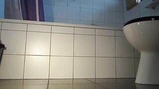 Girl in white stockings poos