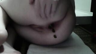 Girlfriend pushes a big hot load