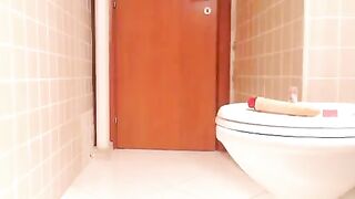 Goddes Plays With Shit & Pussy