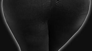 Heels and leggings dookie show