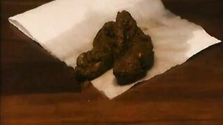 Jenniffer shiting out a huge turd on the floor