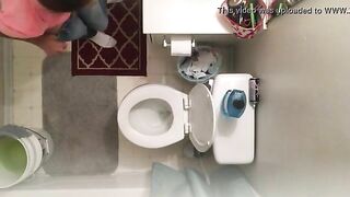 Multitasking while shitting