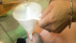 Sexy lady poops in the living room