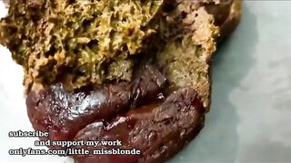 She will teach you how to enjoy in scat