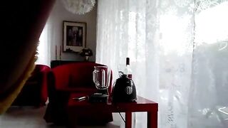 Tasty shit shaking