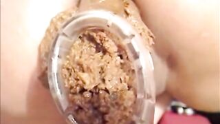 Solo farts, piss, and leaky shit