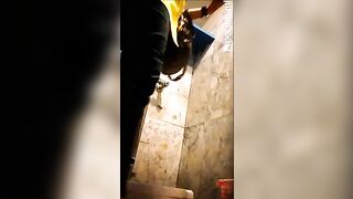 Lovely Thai girl shitting