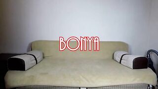 Phat chunky ass lady shitting