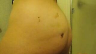 Couple has fun with smelly shit