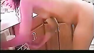 Naked lady shitting hard