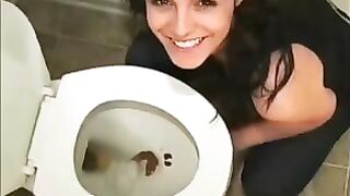 Amazing Eva Shelbee showing her shit