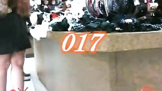 Juicy ass gal droppng sexy shit