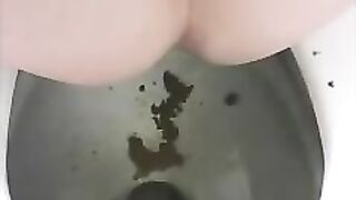 Pretty girl always drop pretty load