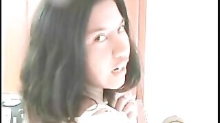 Yummy Latina babe shitting nice loads