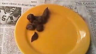 Pretty turds on the yellow plate