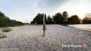 Pretty hot looking blonde milf poops at the beach