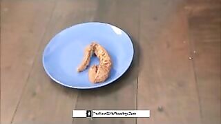 Nice ass blonde babe drops load