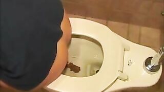 Making mess in the toilet