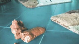 Small asshole drop Monster logs