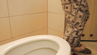 Amateur chick dropping hot load