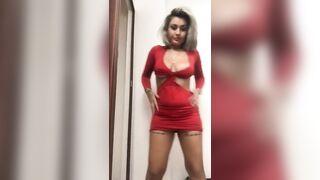 Tattooed blonde use dildo and poop