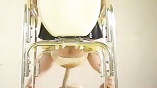 Pretty ass lady dropping hot shit