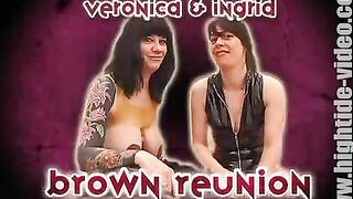 Brown reunion scat play