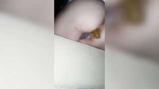 Cute round ass Japanese teen babe shitting