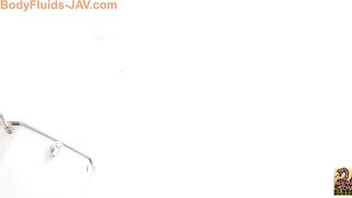 Collection of fat booty Japanese ladies caught shitting