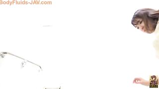 Collection of fat booty Japanese ladies caught shitting